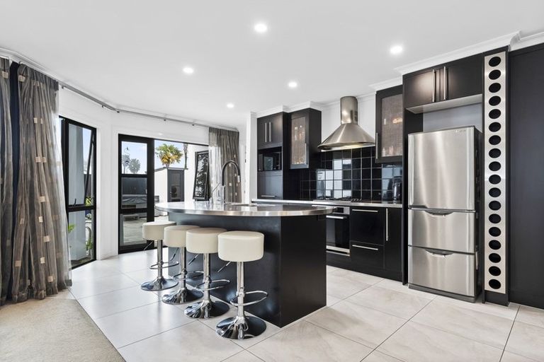 Photo of property in 133 Gravatt Road, Papamoa Beach, Papamoa, 3118