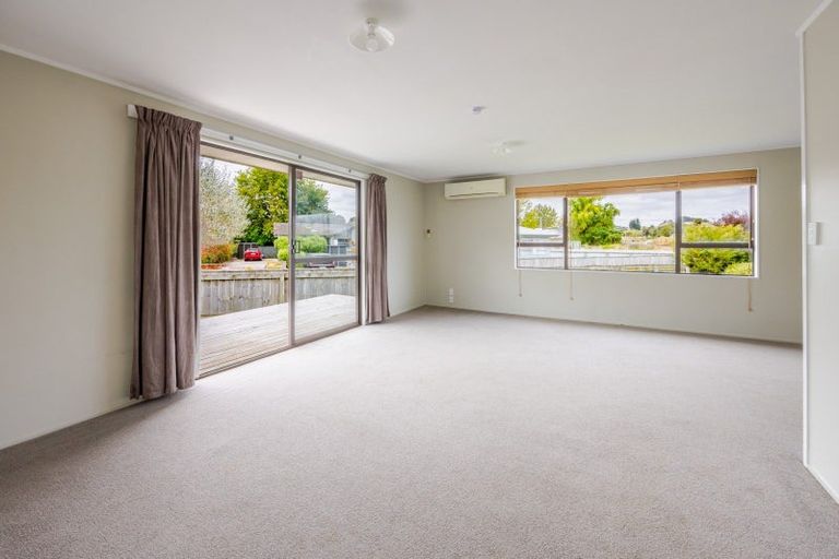 Photo of property in Abbott Street, Waipawa, 4210