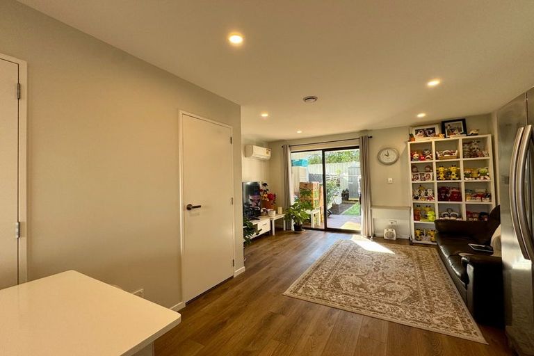 Photo of property in 47 Whai Hua Lane, Mangere Bridge, Auckland, 2022