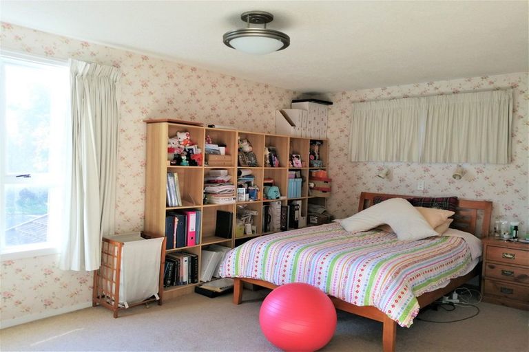 Photo of property in 5 Annell Place, Burnside, Christchurch, 8053