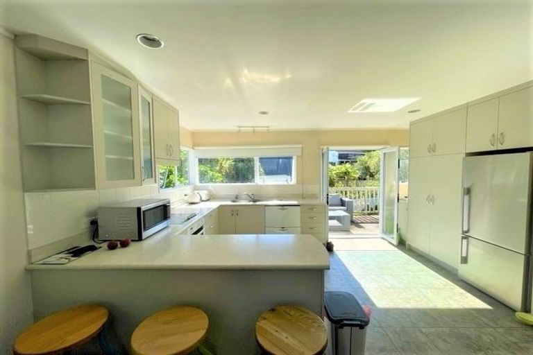 Photo of property in 2/67 Stredwick Drive, Torbay, Auckland, 0630