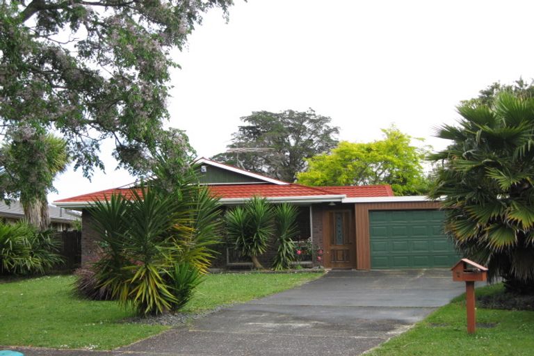 Photo of property in 7 Corolu Place, Conifer Grove, Takanini, 2112