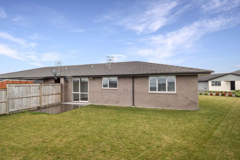 Photo of property in Waterview Estate, 86/4 Greystone Place, Omokoroa, 3114