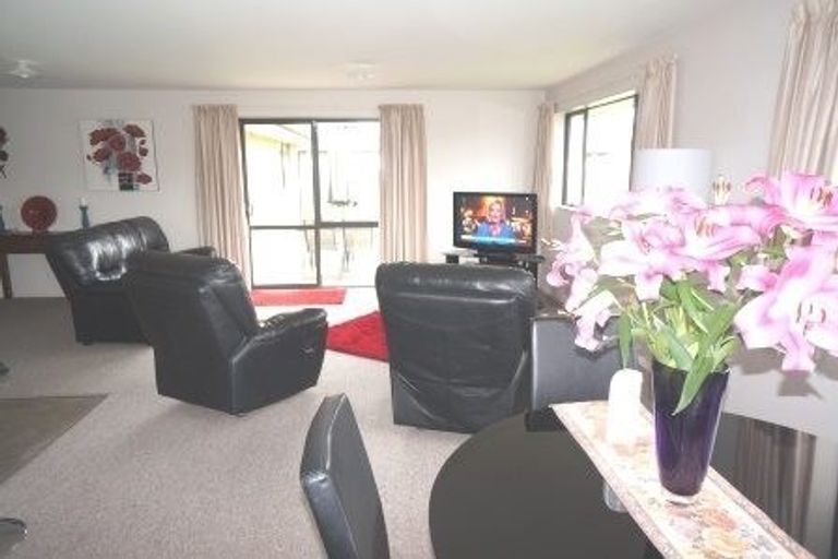 Photo of property in 21 Aspen Street, Rangiora, 7400