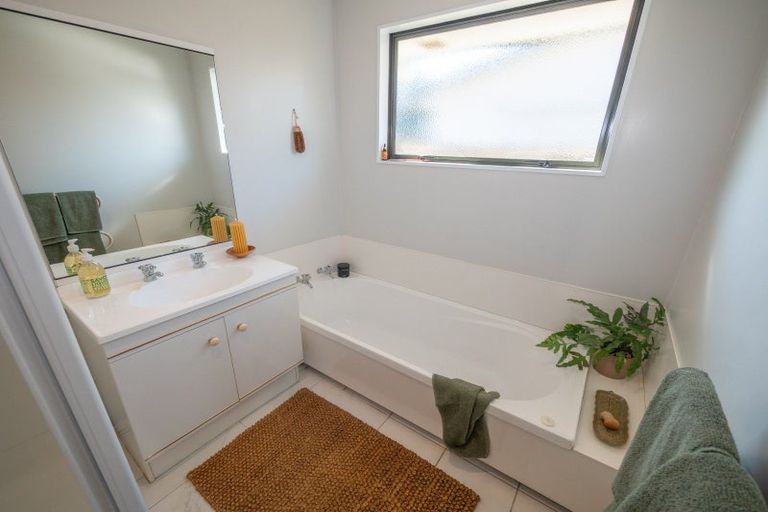 Photo of property in 136 State Highway 10, Coopers Beach, 0420