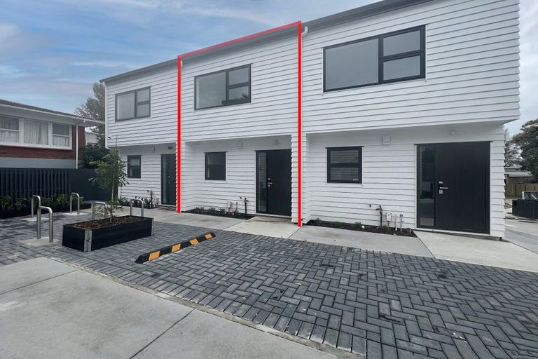 Photo of property in 2/13 Grove Lane, Pakuranga, Auckland, 2010