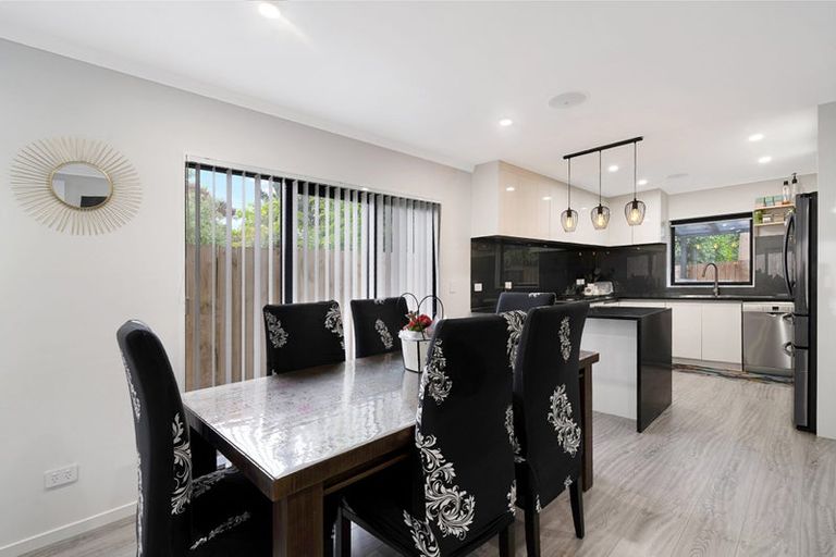 Photo of property in 36a Redoubt Road, Goodwood Heights, Auckland, 2105