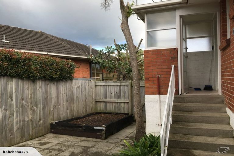 Photo of property in 1/238 Lake Road, Hauraki, Auckland, 0622