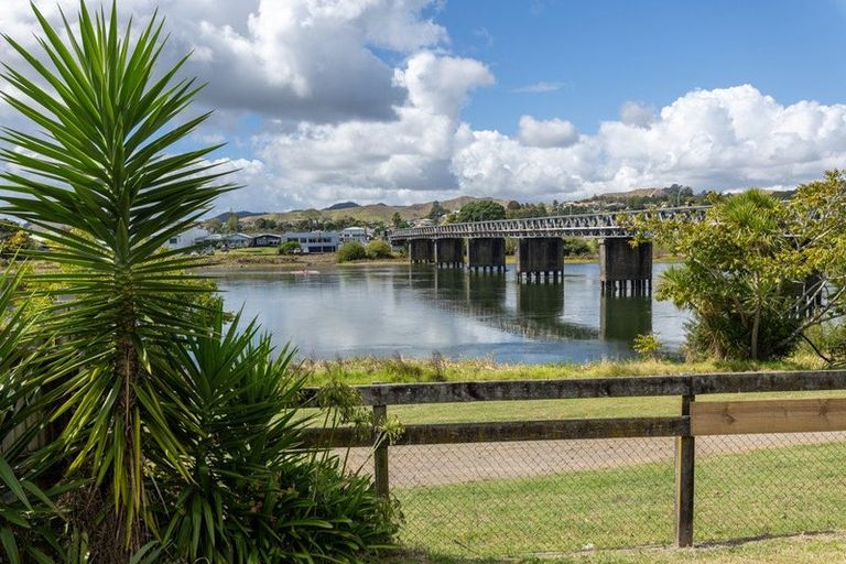 Photo of property in 15 George Clay Place, Huntly, 3700