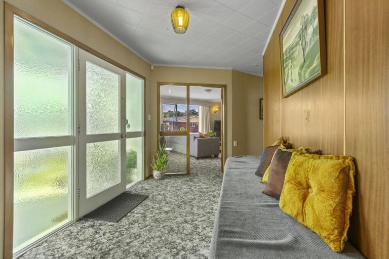 Photo of property in 9 Severn Place, Spotswood, New Plymouth, 4310