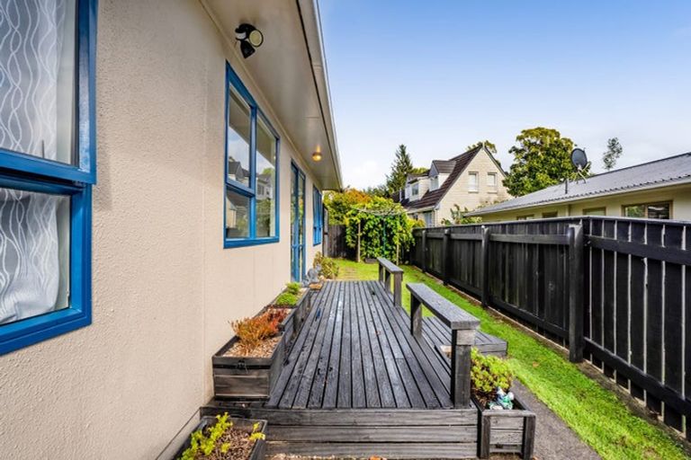 Photo of property in 6c Oswald Place, Stratford, 4332