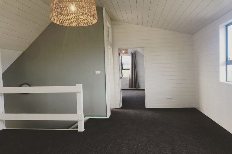 Photo of property in 119 Wairau Road, Oakura, 4314