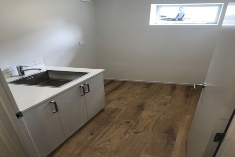 Photo of property in 1 Danden Way, Pukekohe, 2120