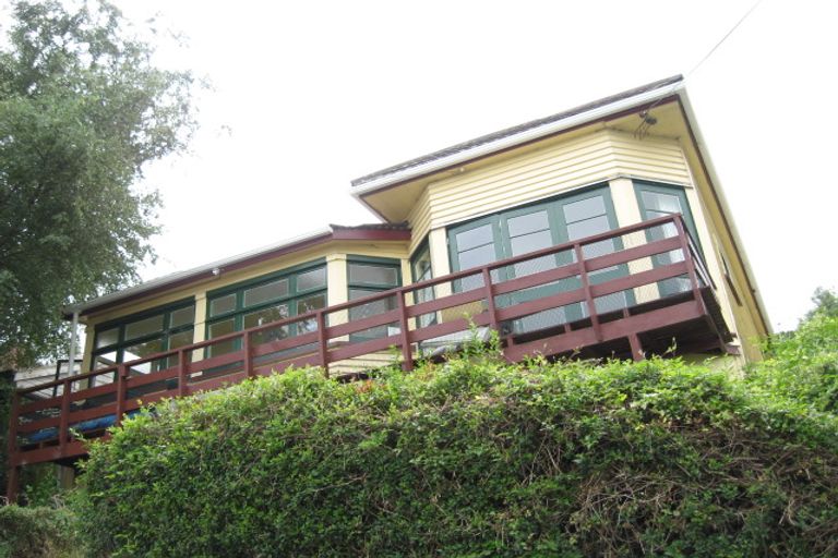 Photo of property in 14 Ripon Street, Lyttelton, 8082