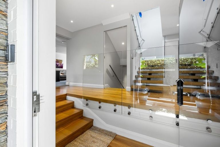 Photo of property in 21a Castor Bay Road, Castor Bay, Auckland, 0620