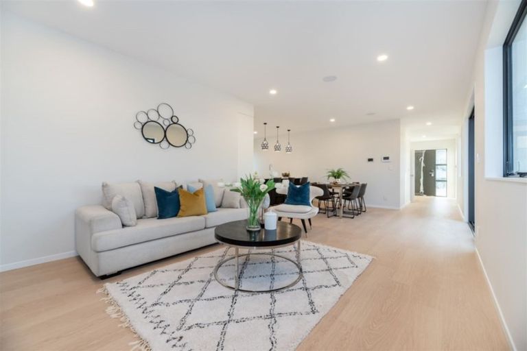 Photo of property in 19 Jeroboam Loop, Kumeu, 0810