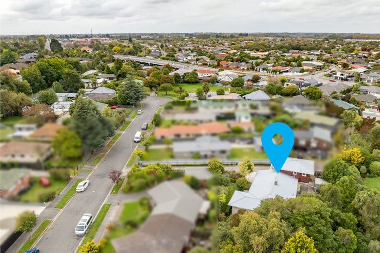 Photo of property in 1/16b Canberra Place, Redwood, Christchurch, 8051