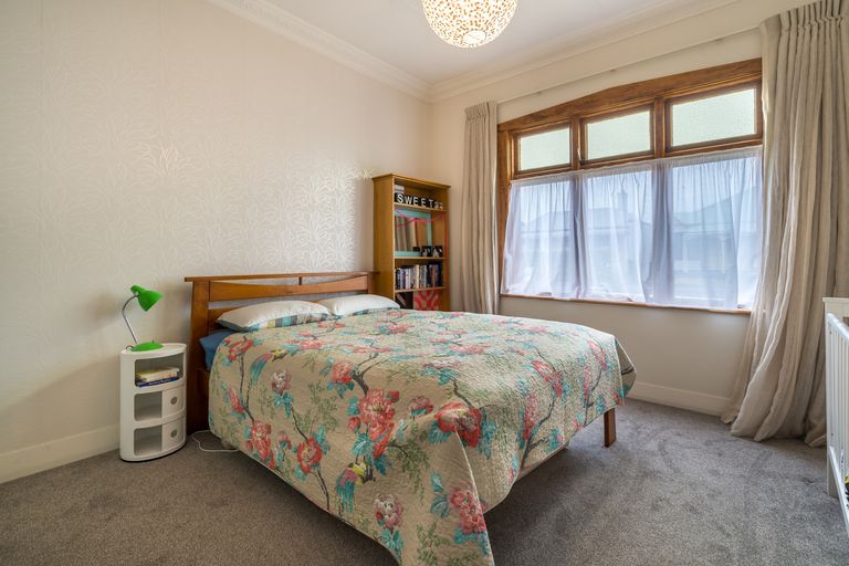 Photo of property in 128 Surrey Street, Forbury, Dunedin, 9012