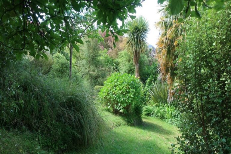 Photo of property in 23 Ranui Crescent, Diamond Harbour, Lyttelton, 8971