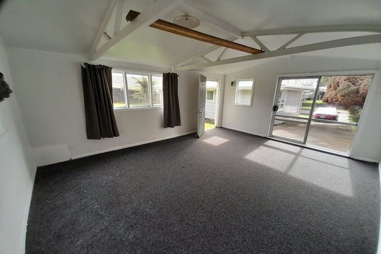 Photo of property in 5 Malmo Place, Manurewa, Auckland, 2102