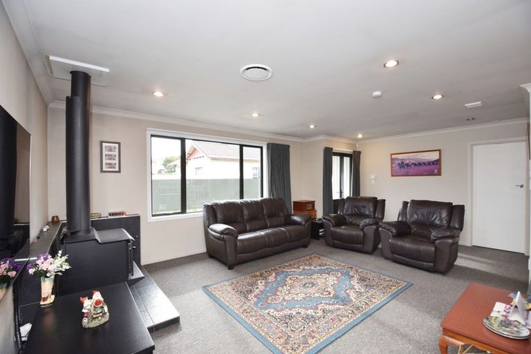 Photo of property in 10 Chesney Street, Heidelberg, Invercargill, 9812