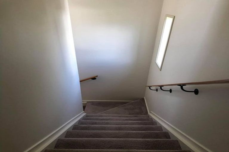 Photo of property in 2/13 Havelock Avenue, Forrest Hill, Auckland, 0620