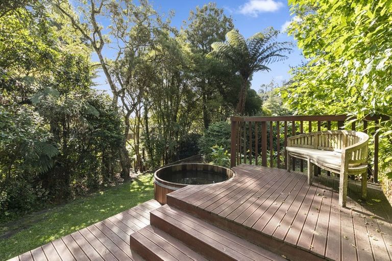 Photo of property in 124 Kamahi Street, Stokes Valley, Lower Hutt, 5019