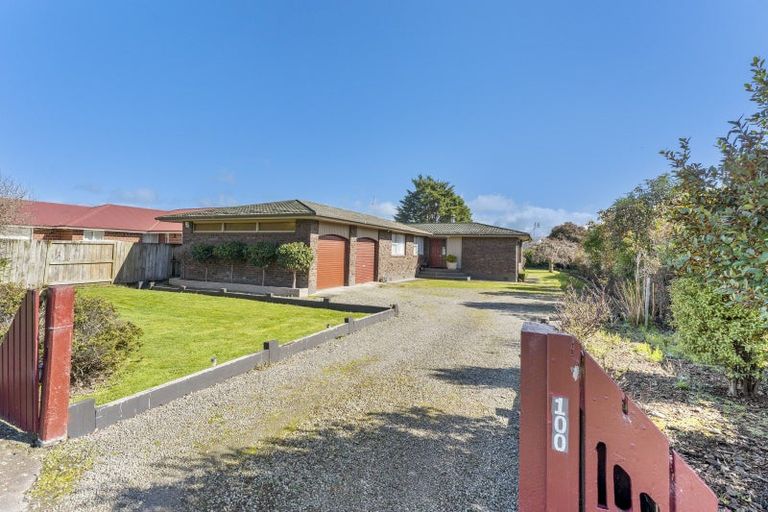 Photo of property in 100 Huxley Street, Pahiatua, 4910