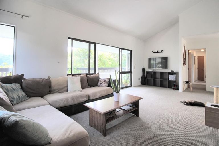 Photo of property in 35 Ngahere Drive, Horahora, Whangarei, 0110