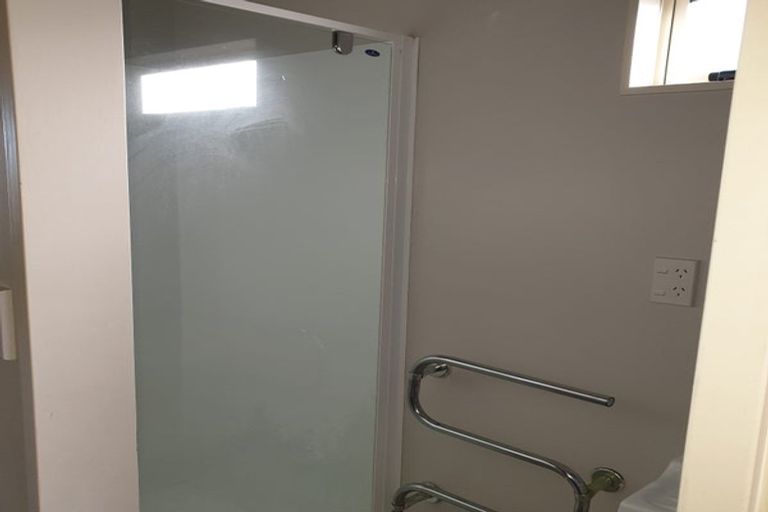 Photo of property in 3a Stevenson Road, Clarks Beach, 2122