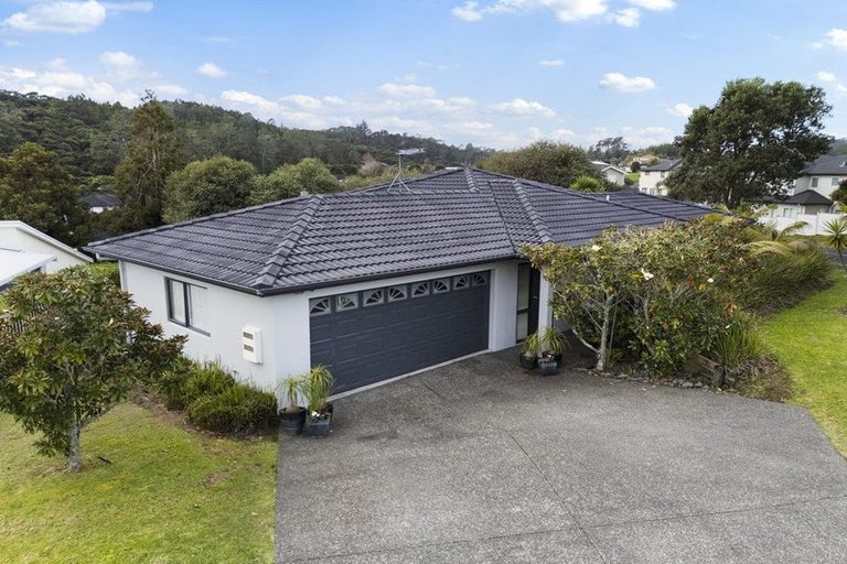 Photo of property in 17 Pitoitoi Avenue, Greenhithe, Auckland, 0632