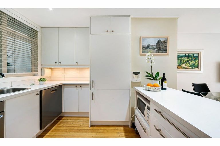 Photo of property in 7/142 Howe Street, Freemans Bay, Auckland, 1011