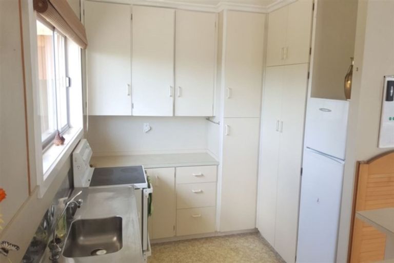 Photo of property in 69 Rhodes Street, Waimate, 7924