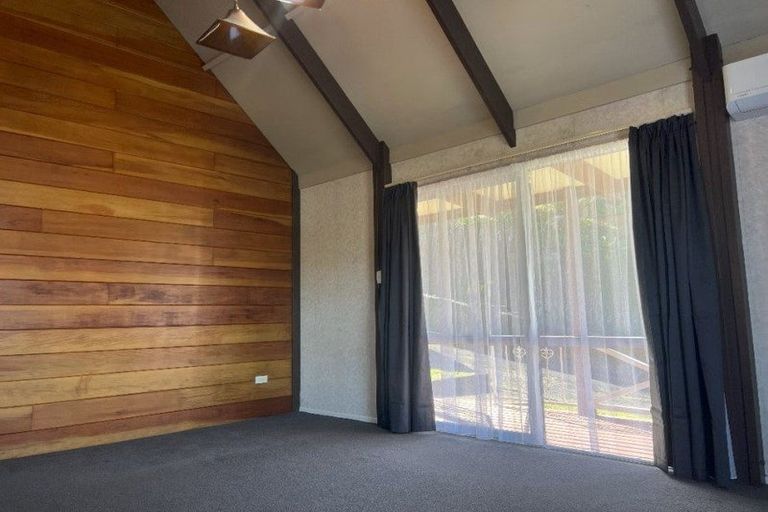 Photo of property in 48 Blagdon Road, Blagdon, New Plymouth, 4310