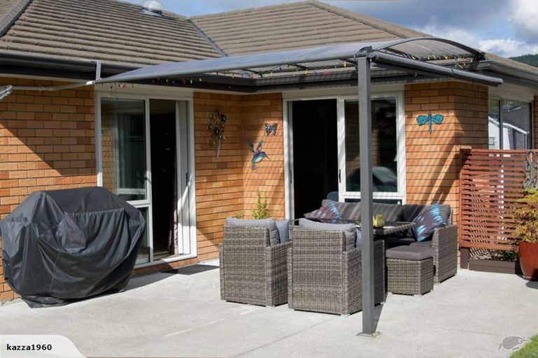 Photo of property in 5 Hamon Place, Pukehangi, Rotorua, 3015