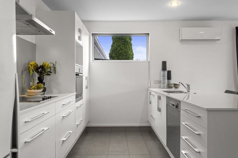 Photo of property in 8/20 Old Red Barn Road, Halswell, Christchurch, 8025