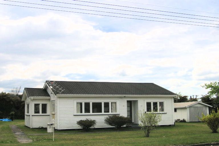 Photo of property in 16 Isobel Street, Fairy Springs, Rotorua, 3015