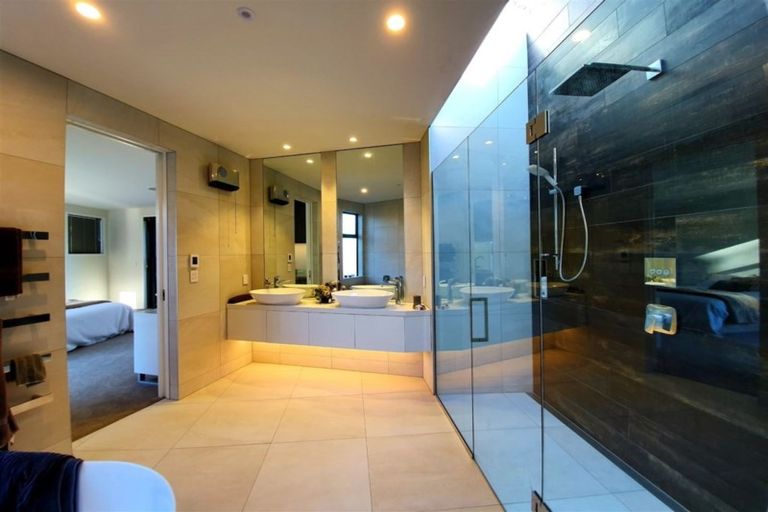 Photo of property in 1a Wood Lane, Fendalton, Christchurch, 8014