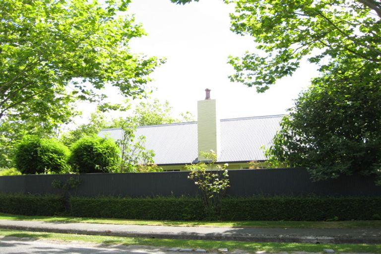 Photo of property in 61 Garden Road, Merivale, Christchurch, 8014