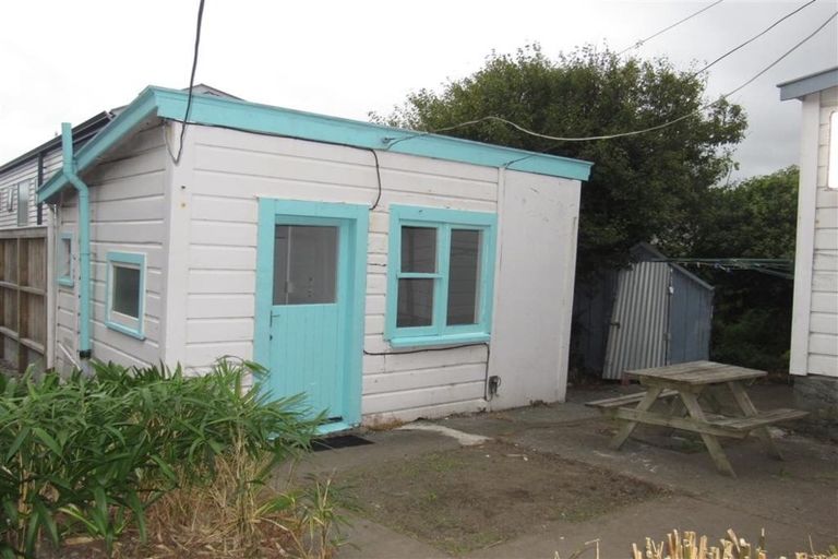 Photo of property in 37 Te Wharepouri Street, Berhampore, Wellington, 6023