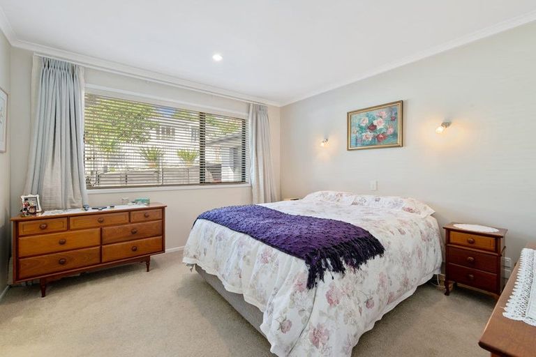 Photo of property in 27 Coralsea Way, Arkles Bay, Whangaparaoa, 0932