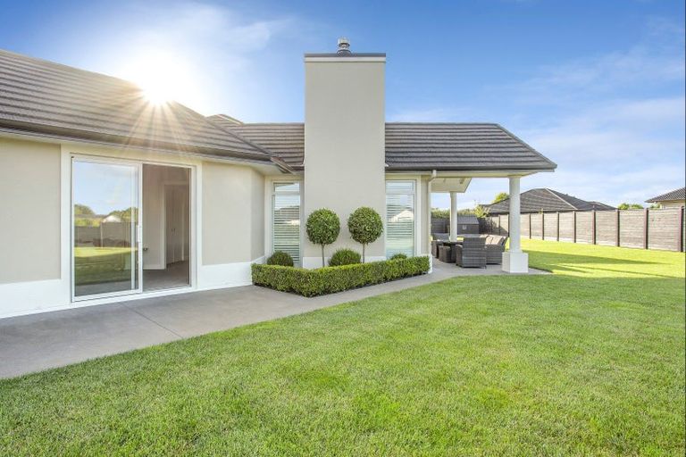 Photo of property in 37 Recite Avenue, Leamington, Cambridge, 3432