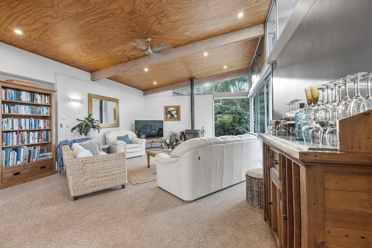 Photo of property in 361h Paremoremo Road, Paremoremo, Auckland, 0632