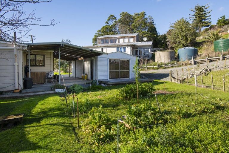 Photo of property in 26 Arthur Street, Tokomaru Bay, 4079