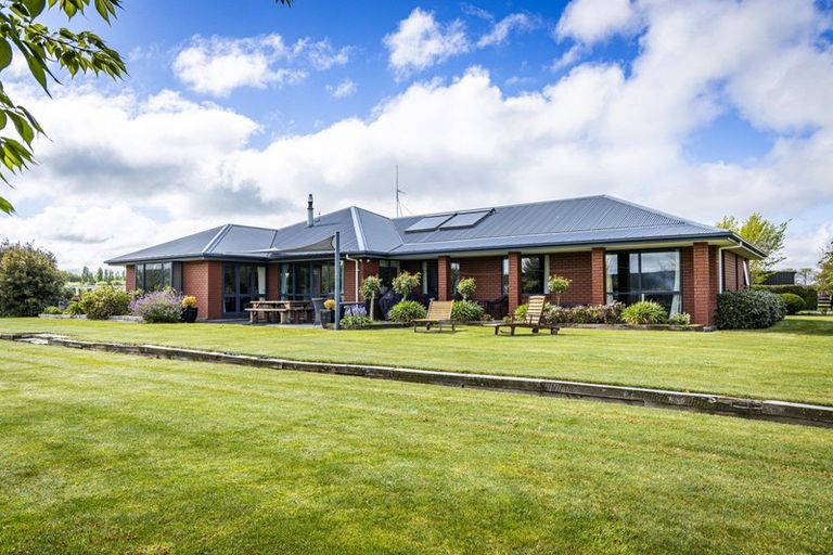 Photo of property in 366 Ashburton Staveley Road, Greenstreet, Ashburton, 7771