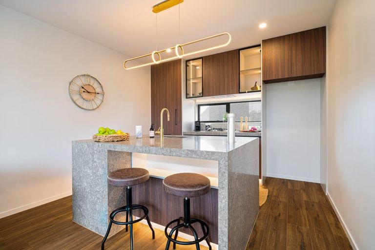 Photo of property in 18b Stratford Avenue, Milford, Auckland, 0620