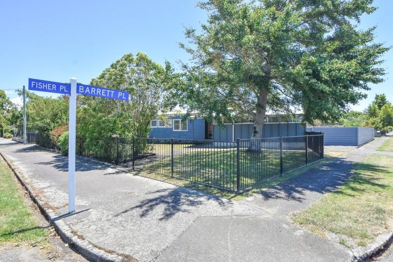 Photo of property in 22 Victoria Street, Carterton, 5713