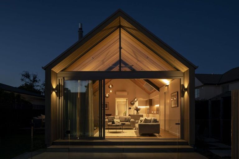 Photo of property in 3 Ngahere Street, Fendalton, Christchurch, 8041