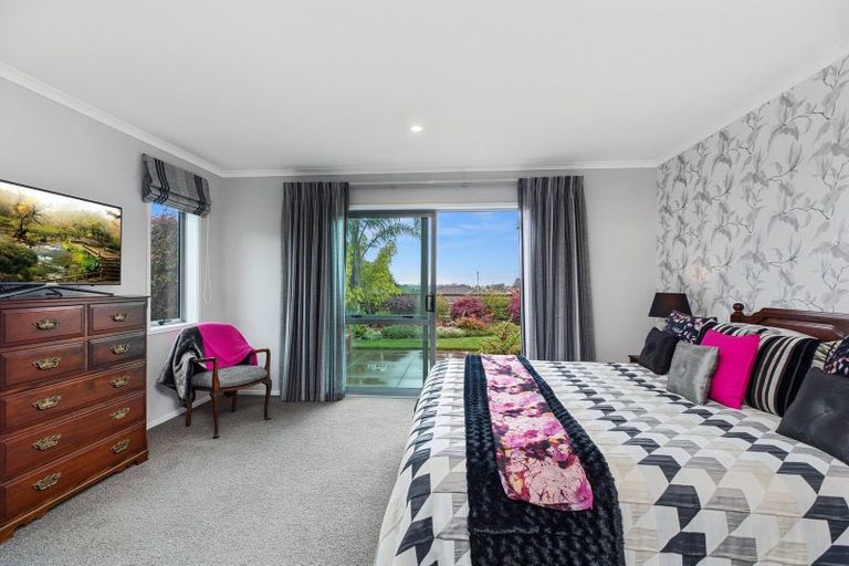 Photo of property in 6 Louise Drive, Ohauiti, Tauranga, 3112