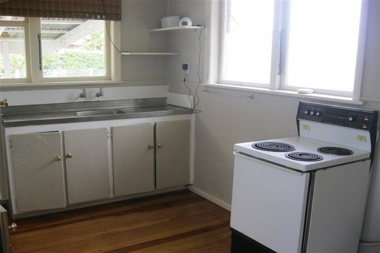 Photo of property in 2 Waipapa Crescent, Otara, Auckland, 2023